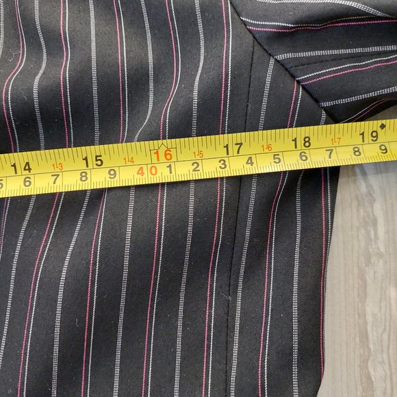 Jones New York Black Pinstripe Single Breasted Blazer (Size 10) - Picture 7 of 9
